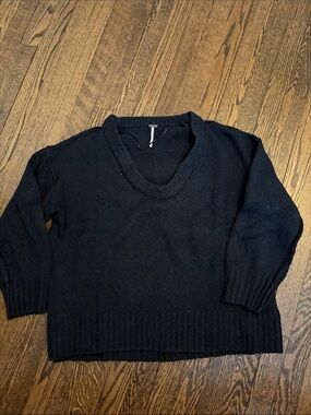 Free People XS Black V-Neck Women's Sweater